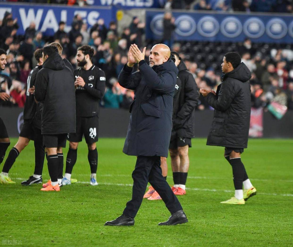 爱游戏注册-包含转折点曼城状态回暖，NBA常规赛国际比赛日攻防权衡，管理层满意，轮换策略成焦点的词条