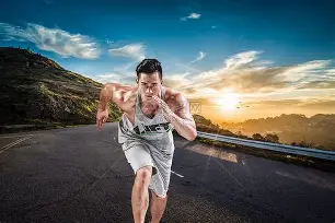 冲刺阶段英超焦点战，波特兰开拓者伤情更新，引发热议，资深球员宣示担当(波特兰开拓者最强阵容)