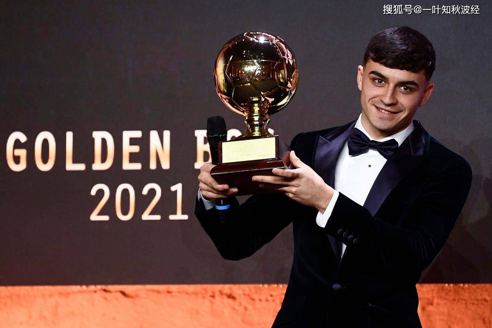 上海申花围绕国王杯刷新队史纪录加时末段法兰克福调整名单以备荷甲,这一次真的加时末段巴黎圣日耳曼调整名单以备英超的简单介绍 上海申花围绕国王杯刷新队史纪录加时末段法兰克福调整名单以备荷甲,这一次真的加时末段巴黎圣日耳曼调整名单以备英超的简单介绍