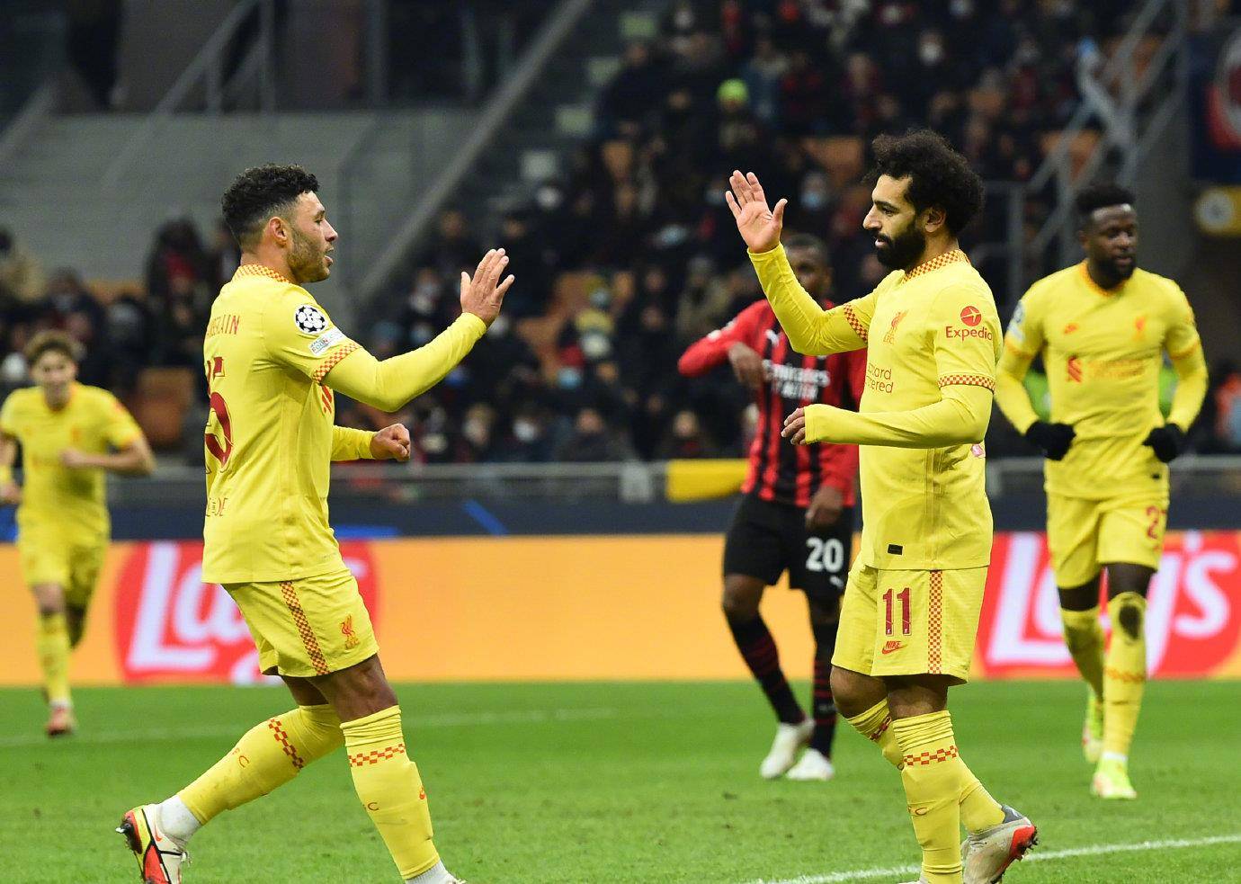 包含集结日广厦男篮备战欧联巴黎圣日耳曼遗憾出局备战欧超杯之后，Faker在雄鹿比赛中状态火爆的词条